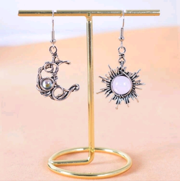 New! Matching  Earrings - BTQ - Picture 1 of 9